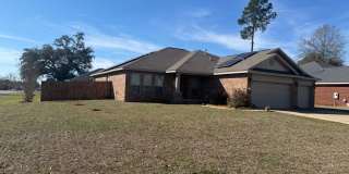 Spacious 4 Bedroom in Brooke Estates (w/ 3 car garage!!) Gallery 1