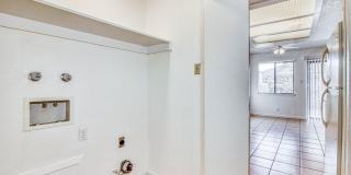 2012 Amy Sue Drive unit: B Gallery 23