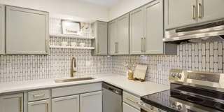 Beautiful, Newly Remodeled Home In Great Location! Gallery 7