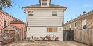 1663 PAUL MORPHY Street Gallery 1