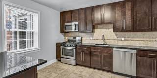 Verona Plaza Apartments Gallery 4