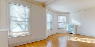 5623 S. Dorchester Gallery 7