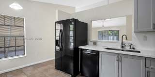 681 Thornridge Ave Gallery 12