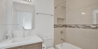 516 SE 1st Cir Gallery 35