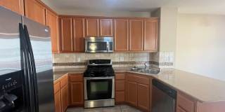 Spacious 3bed 2.5 bath available in Regency Park Spacious 3bed 2.5 bath available in Regency Park Gallery 10
