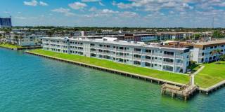 100 Shore Court Gallery 47