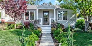 Beautiful Craftsman House with Large Yard and Detached Garage! Beautiful Craftsman House with Large Yard and Detached Garage! Gallery 1