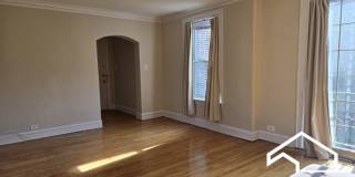 909 Elmwood St. Gallery 6