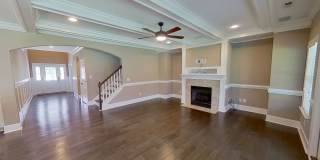 Custom 4 BD/2.5 BA Home with Community Pool, Water Access and Day Dock! Gallery 6