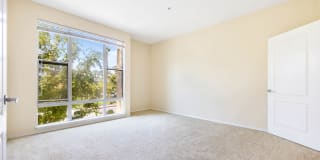 Pacific Place Gallery 42