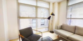 40 Boylston St Gallery 11