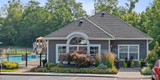 Galbraith Pointe Apartments and Townhomes Gallery 42