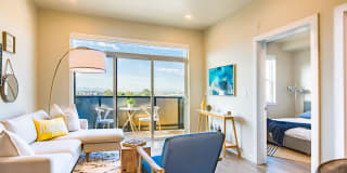 Pierpont By Urbana Gallery 2
