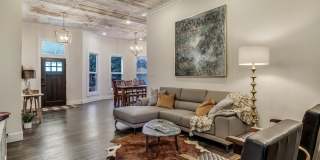 Fully Furnished Sleeps 8 with 3 Full Bedrooms and 3 full baths  Parking behind the secured gate Gallery 8