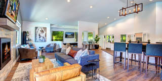 Woodlake Apartments Gallery 42