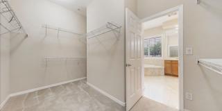 GUARD GATED ANTHEM COUNTRY CLUB SINGLE STORY HOME Gallery 32