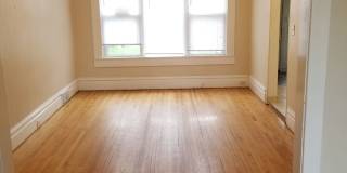 AVAILABLE AUGUST- Beautiful 3 Bed, 1 Bath Home Gallery 5