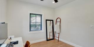 807 SW 18th Street Gallery 41
