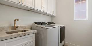 8905 E Mountain Spring Road Gallery 24