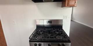 6126 Fulton Ave Gallery 7