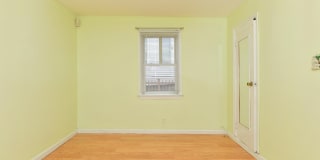 26 CHARLES ST Gallery 16