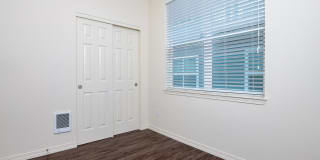 Midtown Apartments Gallery 14