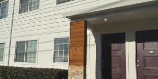 C2402 - Maple Court Apartments Gallery 3