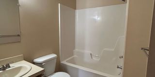 1106-1108 S. Joplin Gallery 22