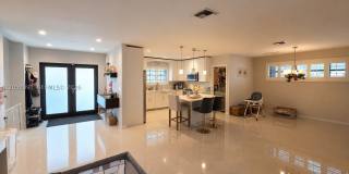 565 NE 179th Dr Gallery 3