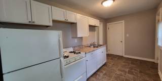 1 Bedroom home with garage! Gallery 9