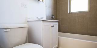 7800-06 S Morgan Gallery 3