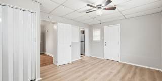 FOR RENT – 1965 Arlington Ave Gallery 21