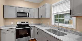 4Bd/ 2Bath Ranch Style home mins from Downtown Burlington 4Bd/ 2Bath Ranch Style home mins from Downtown Burlington Gallery 14