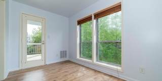 3176 SUMMIT SQUARE Drive Gallery 26