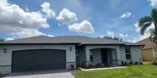 4/2 Newer  construction home. Gallery 1