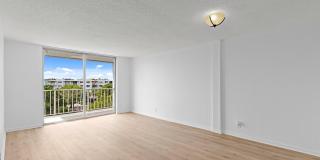 480 Executive Center Drive Gallery 5