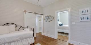 2314 East Blvd Gallery 14