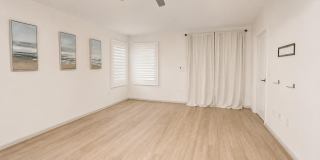 6068 BUCKING BRONCO Drive Gallery 3