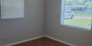 990 Butia Street Gallery 15