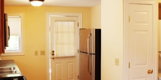 152 North St Gallery 4