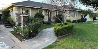 323 S Astell Avenue Gallery 1