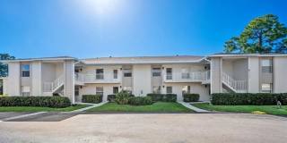 Charming 2 Bed 2 Bath Condo in Naples COMING SOON Gallery 1