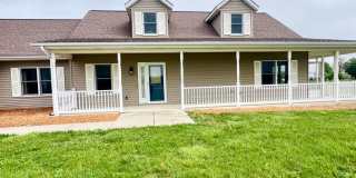 NEW LISTING! 3 Bedroom home Gallery 1