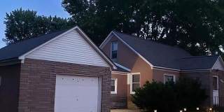2111 W 14 MILE Road Gallery 1