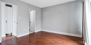 2435 18TH ST NE #2435 Gallery 38