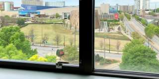 Spacious, beautiful loft with separate bedroom and office for rent in Downtown Atlanta Gallery 16
