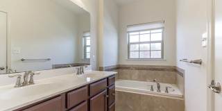 2784 FREDERICKSBURG Road Gallery 12