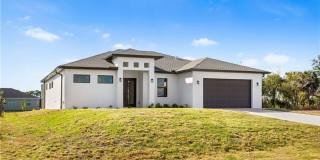 3318 NE 13th Place Gallery 36