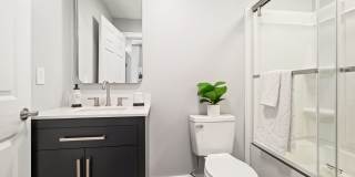 New South Side Apartments at 905 Bingham Gallery 42