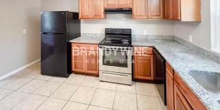 1001 Fields Road Gallery 8